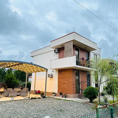 Lovely Villa يوريكي المظهر الخارجي الصورة