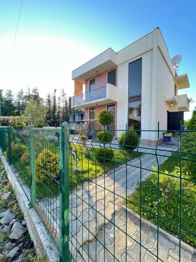 Lovely Villa يوريكي المظهر الخارجي الصورة